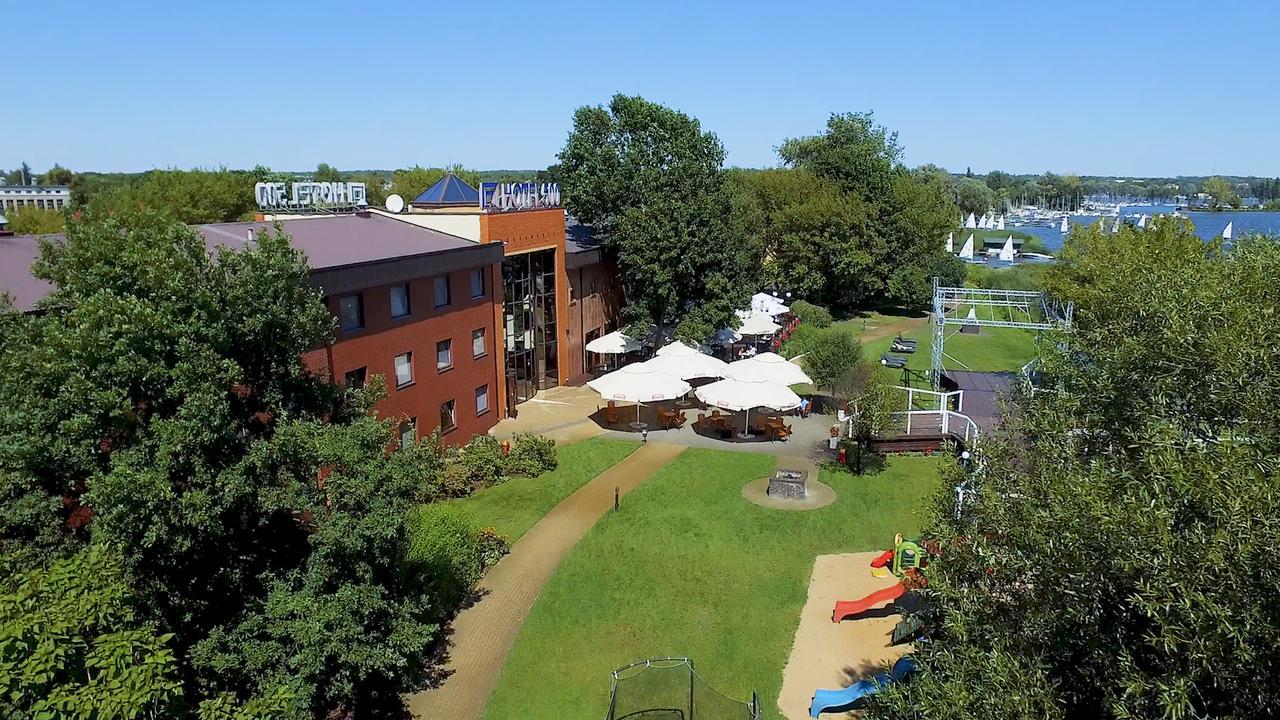 Hotel 500 Zegrze Exterior photo