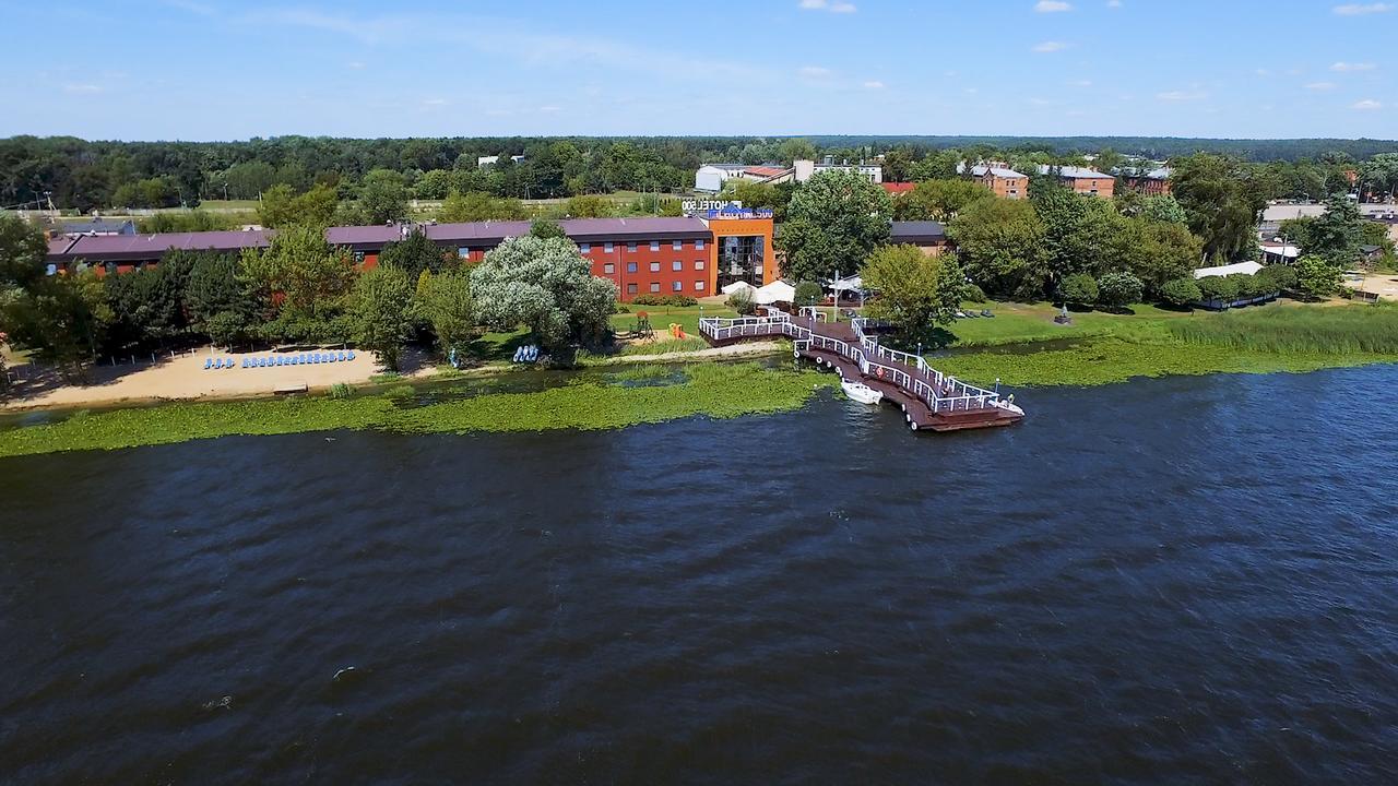 Hotel 500 Zegrze Exterior photo